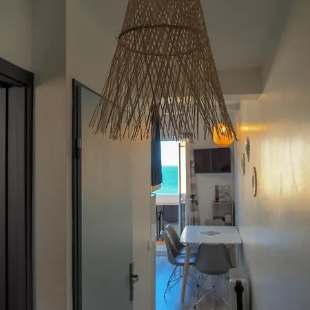Superbe Vue Mer Avec Acces Direct Plage Et Parking Apartman *